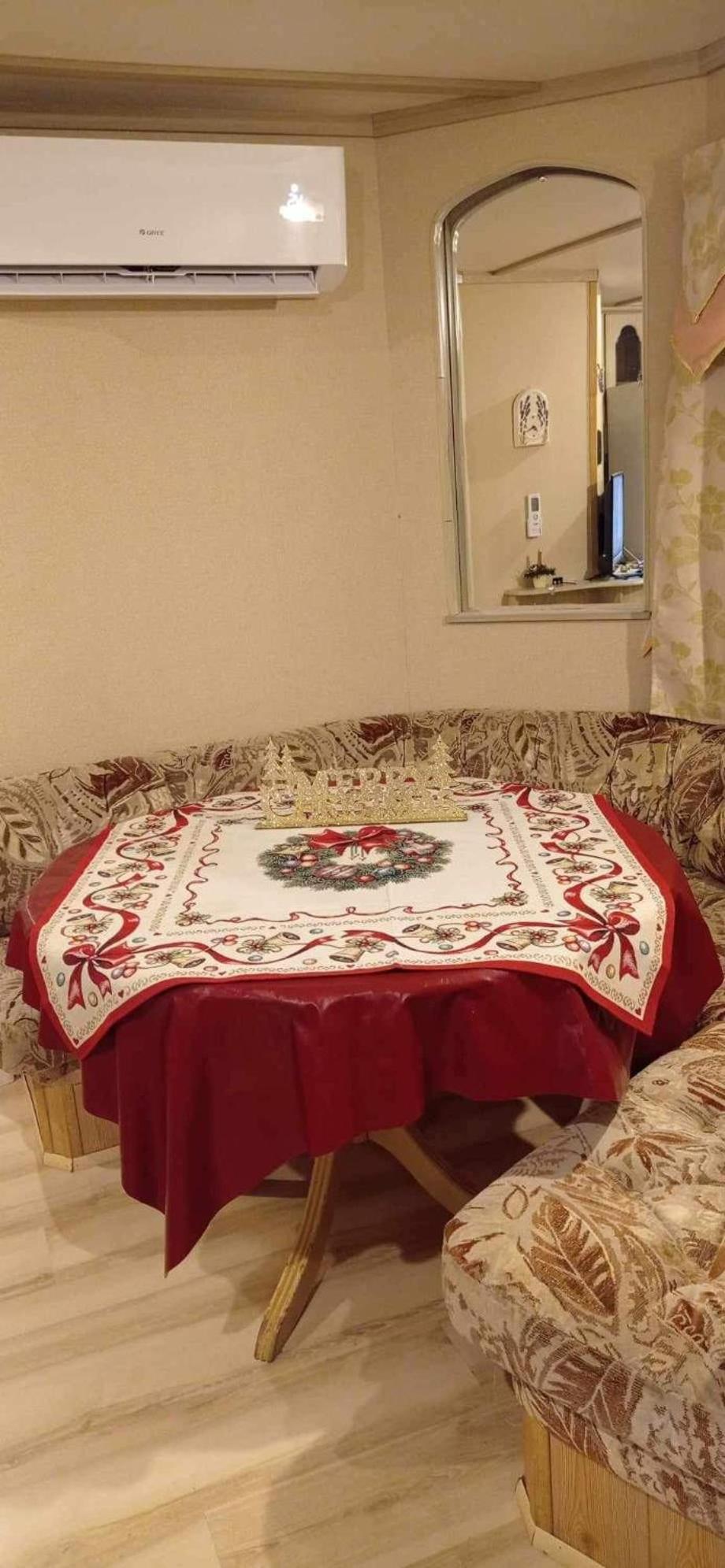 Kupai Apartman Apartment Tiszaujvaros Bagian luar foto