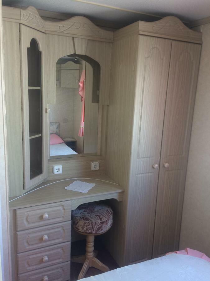 Kupai Apartman Apartment Tiszaujvaros Bagian luar foto
