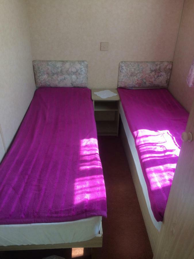 Kupai Apartman Apartment Tiszaujvaros Bagian luar foto